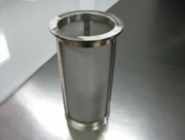 Flanged strainer